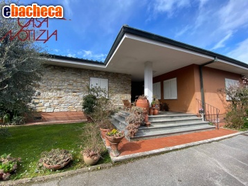Anteprima Villa a Lucca di 210 mq