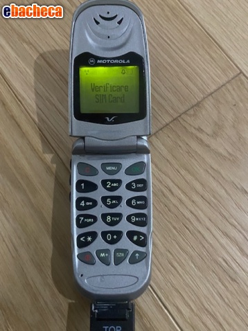 Anteprima Cellulare Motorola